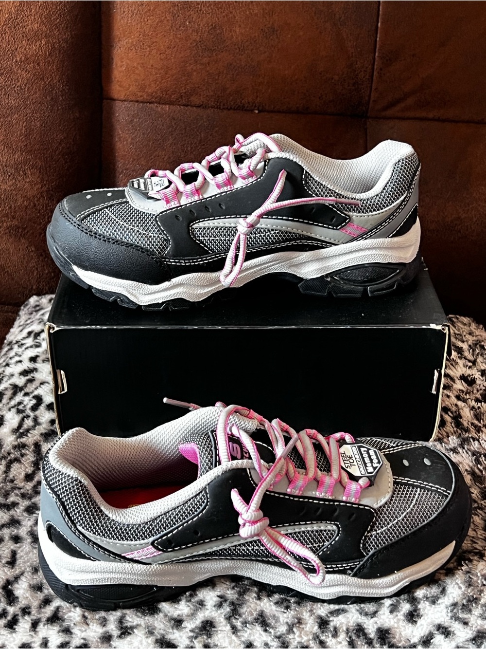 Skechers Work Biscoe ST Steel Toe Shoes Women’s Size 6 Black Pink - LIKE NEW! - Picture 2 of 11